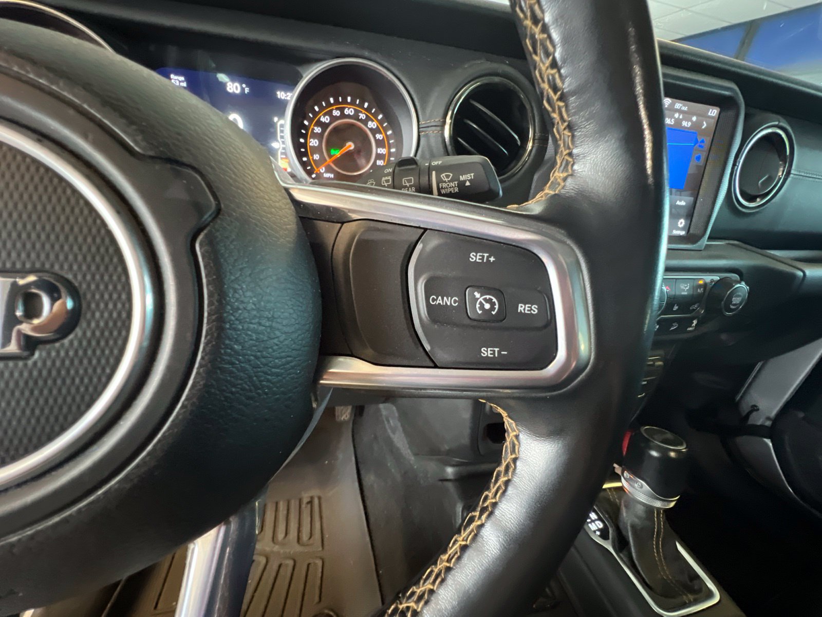 Used 2020 Billet Silver Metallic Jeep Unlimited Sahara High Altitude image 21