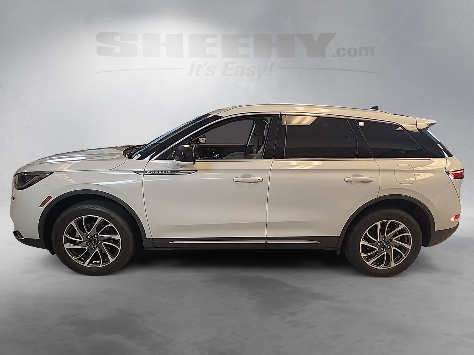 Used 2020 Ceramic Pearl Lincoln Standard image 13
