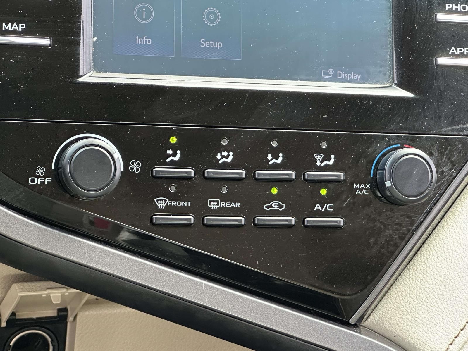 Used 2019 Blue Toyota LE image 27