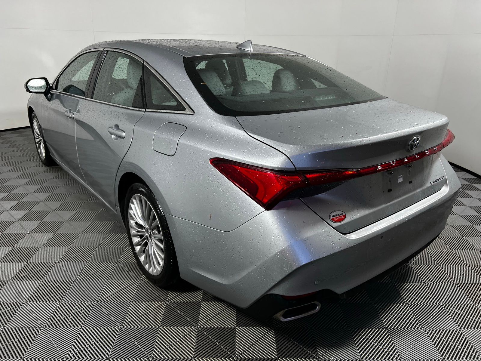 Thumbnail: 2019 Toyota Avalon - 7