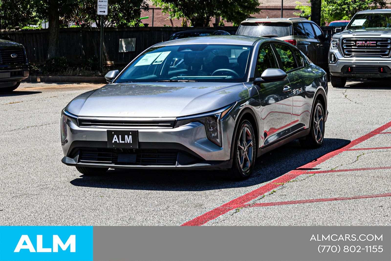 Used 2025 Gray Kia LXS image 4