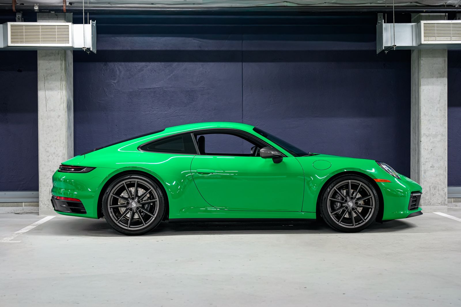 2023 Porsche 911 Carrera T — photo 2