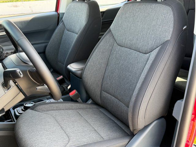 New 2025 Ruby Red Metallic Tinted Clearcoat Ford XLT image 17