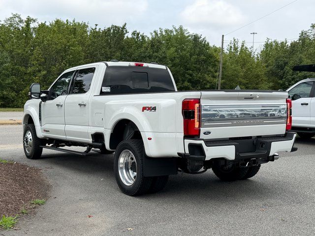 New 2026 Star White Metallic Tri-Coat Ford Platinum image 4