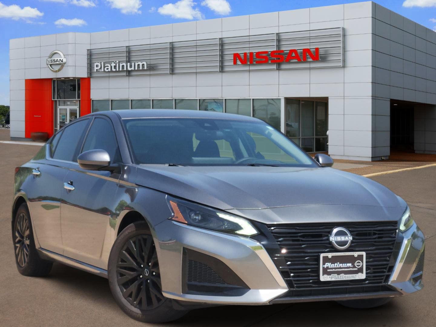 Gray (Gun Metallic) 2025 Nissan Altima Sedan Front-Wheel Drive Continuously Variable Transmission