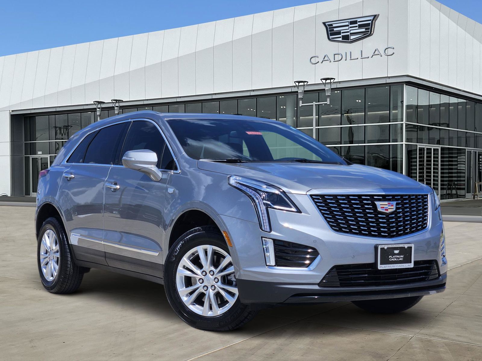 Argent Silver Metallic 2026 Cadillac XT5 SUV / Crossover Front-Wheel Drive 9-Speed Automatic