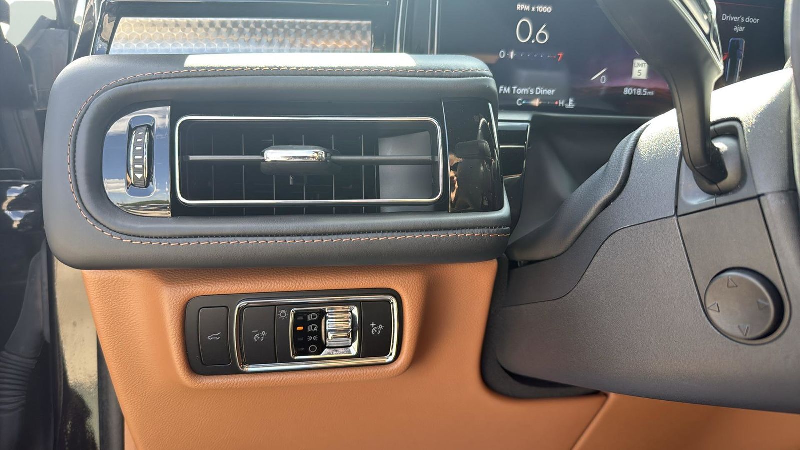 Used Car 2025 Lincoln Aviator  Black Label For Sale Under $80,000 In Austin, Texas