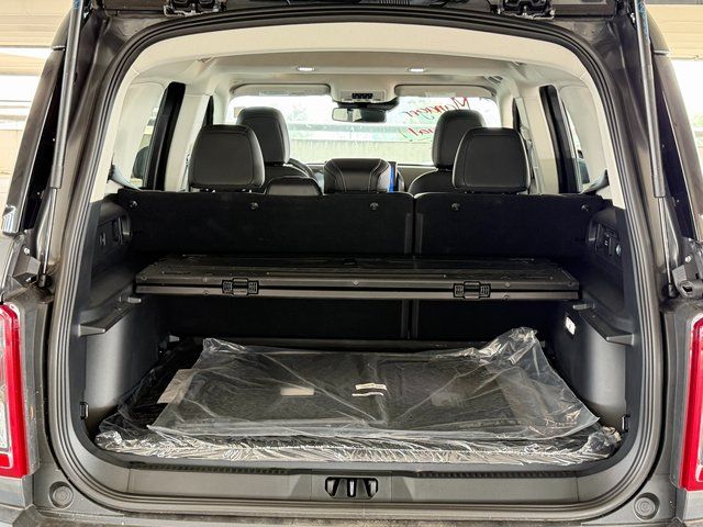 New 2025 Carbonized Gray Metallic Ford Outer Banks image 15