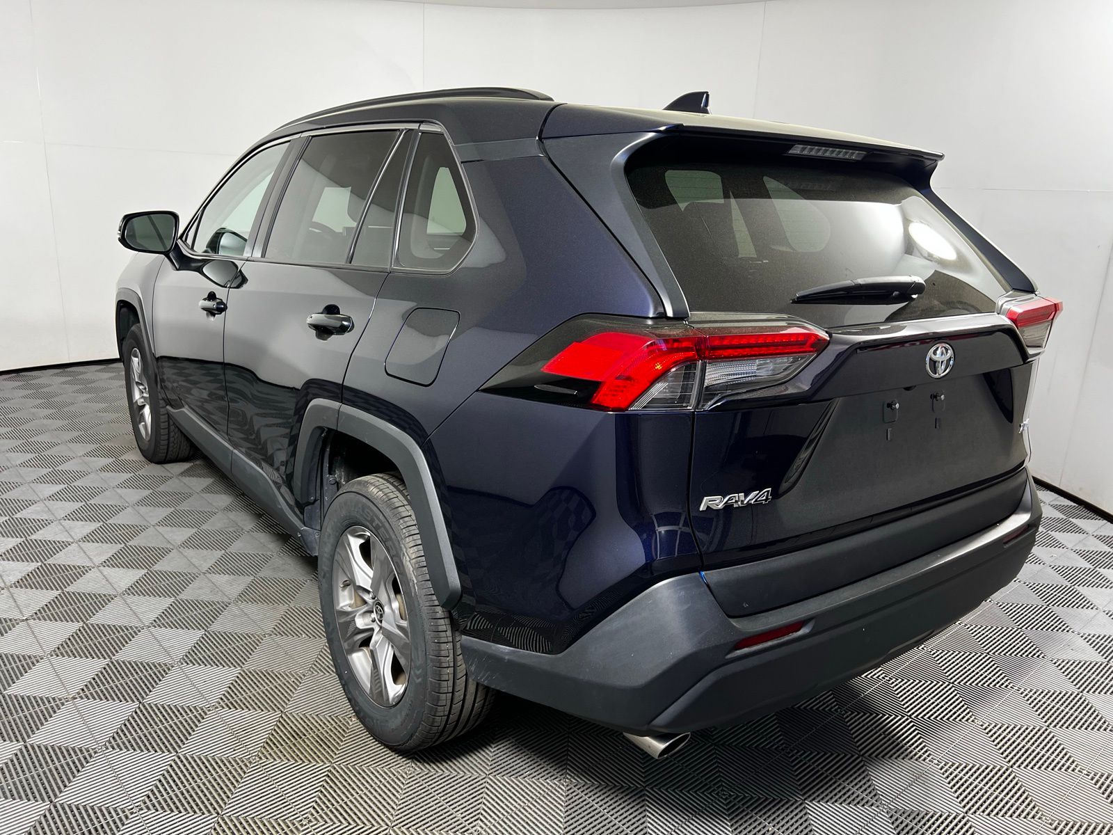 Thumbnail: 2024 Toyota RAV4 - 7