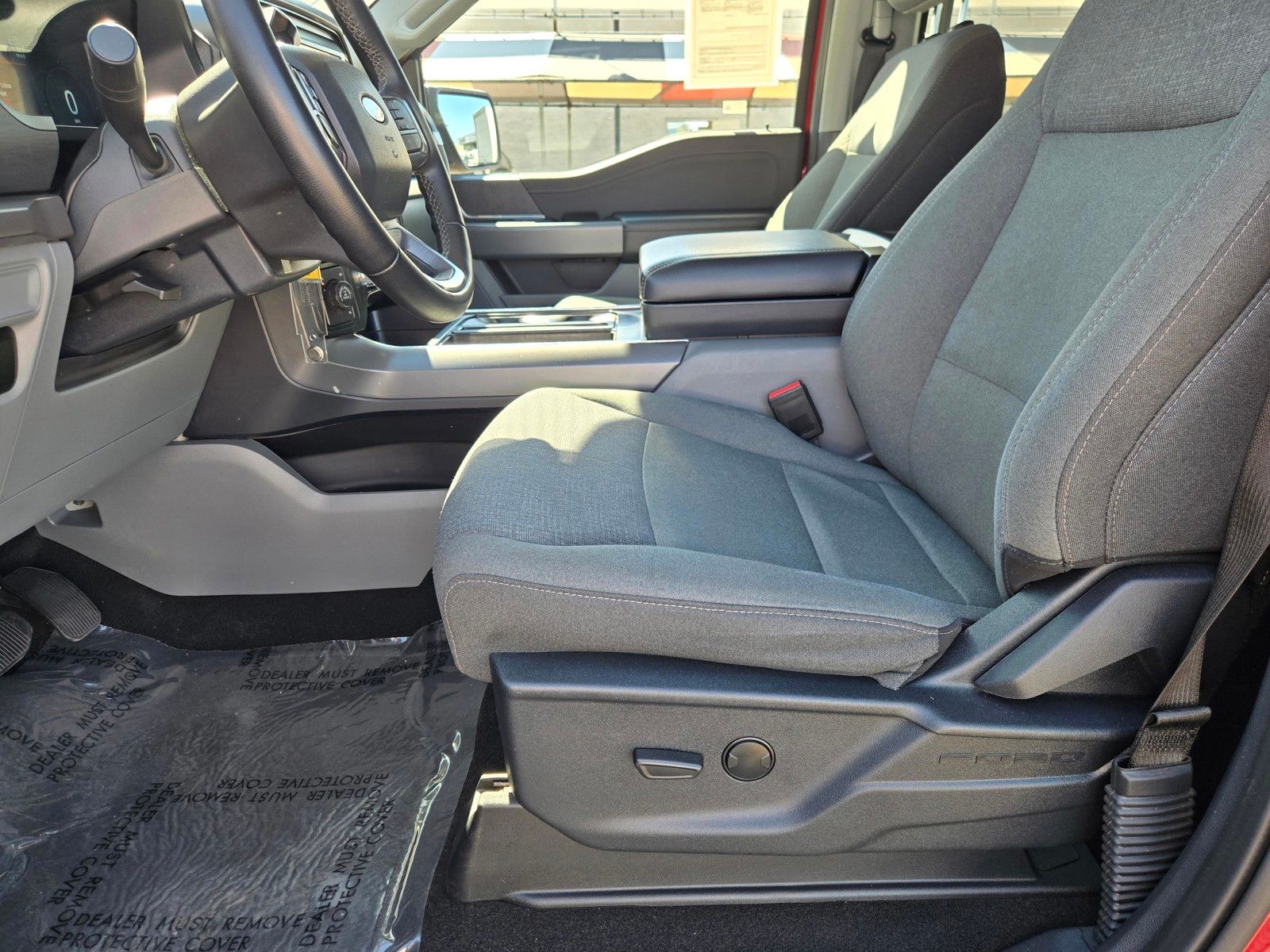 Used 2025 Red Ford XLT image 26