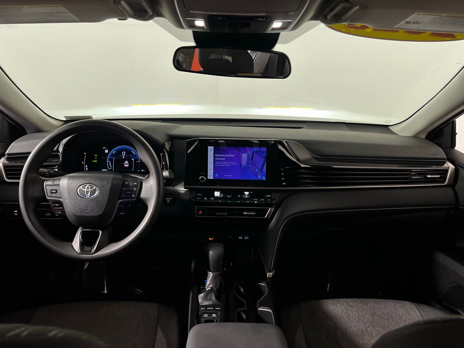 Thumbnail: 2025 Toyota Camry - 22