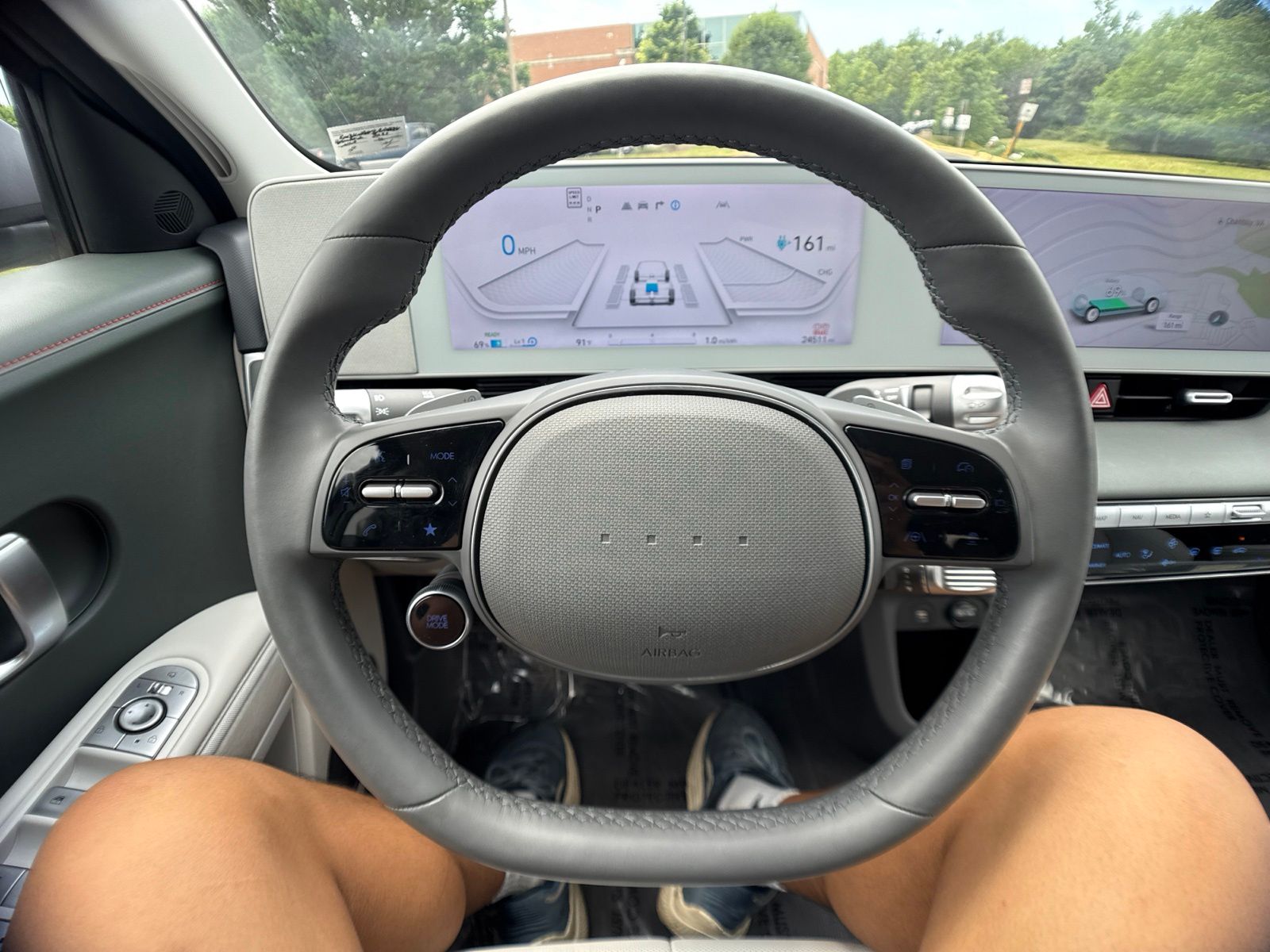 Used 2023 Gray Hyundai SEL image 19