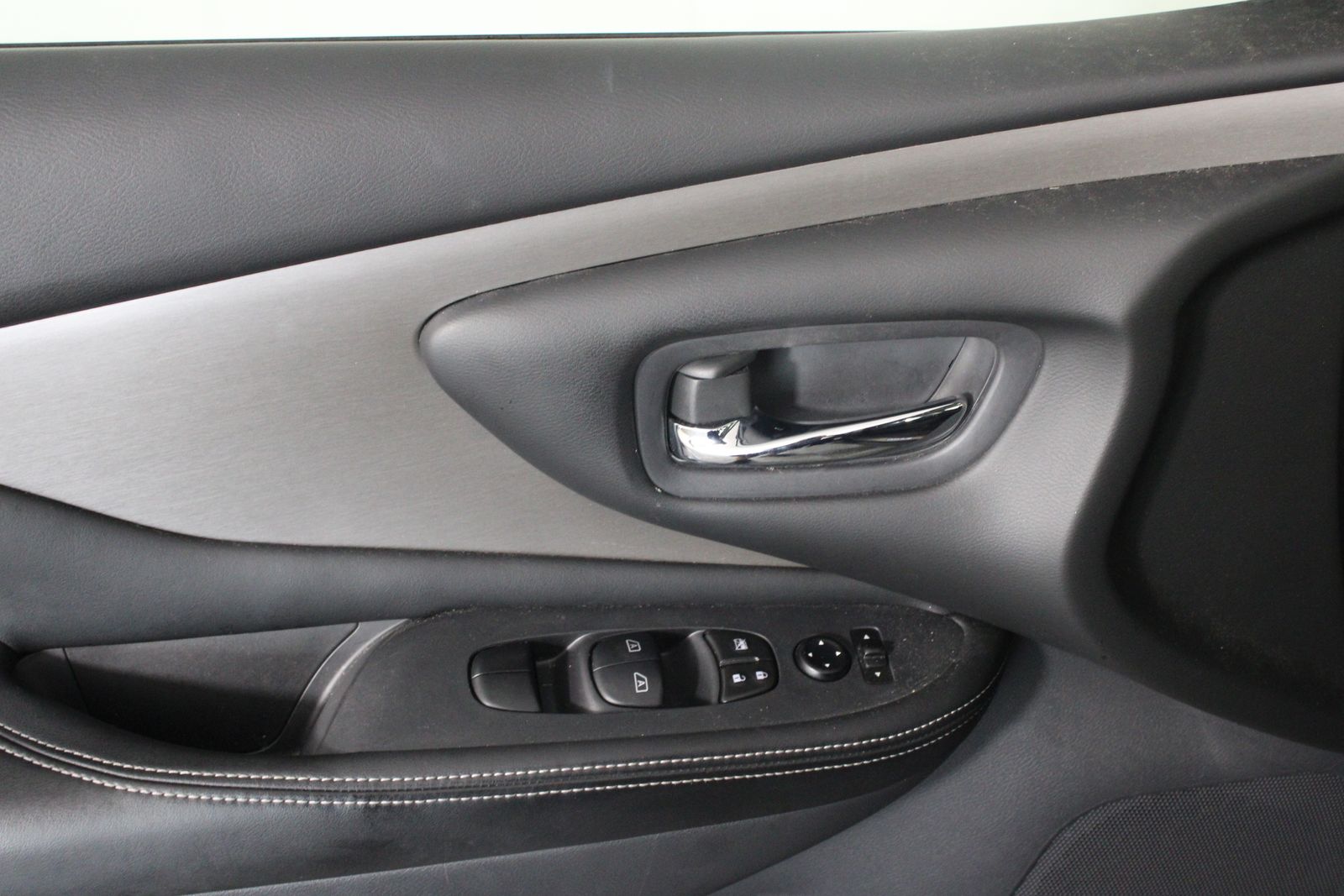 Used 2024 Black Nissan SV image 7
