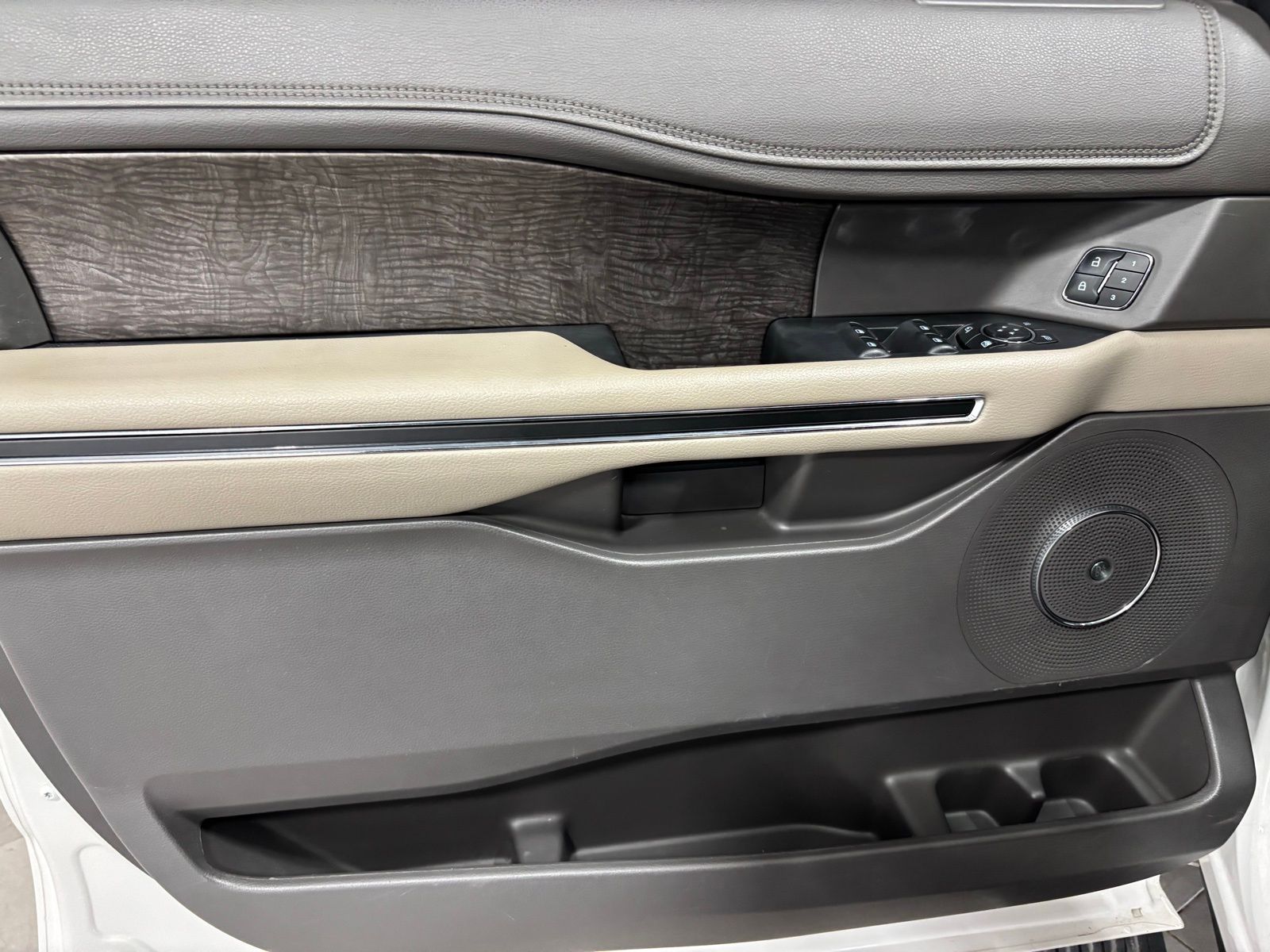 Used Car 2019 Ford Expedition  Limited For Sale Under $30,000 In Austin, Texas