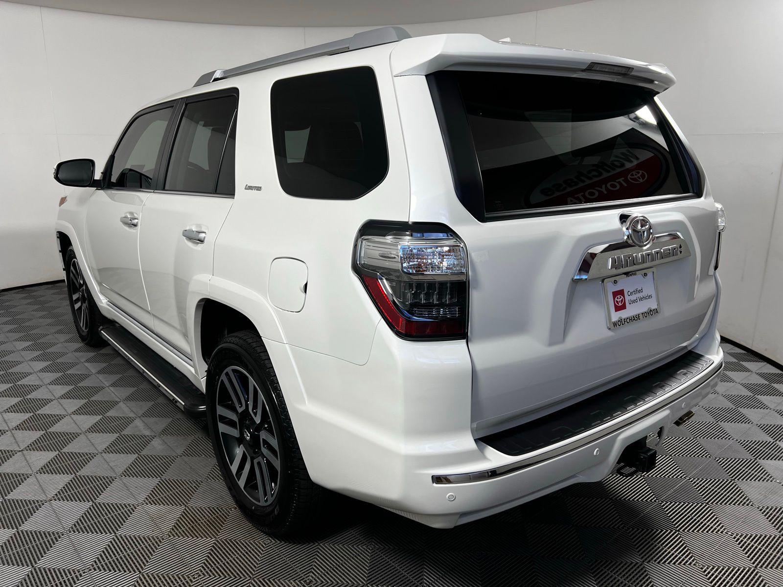 2023 Toyota 4Runner Limited 7