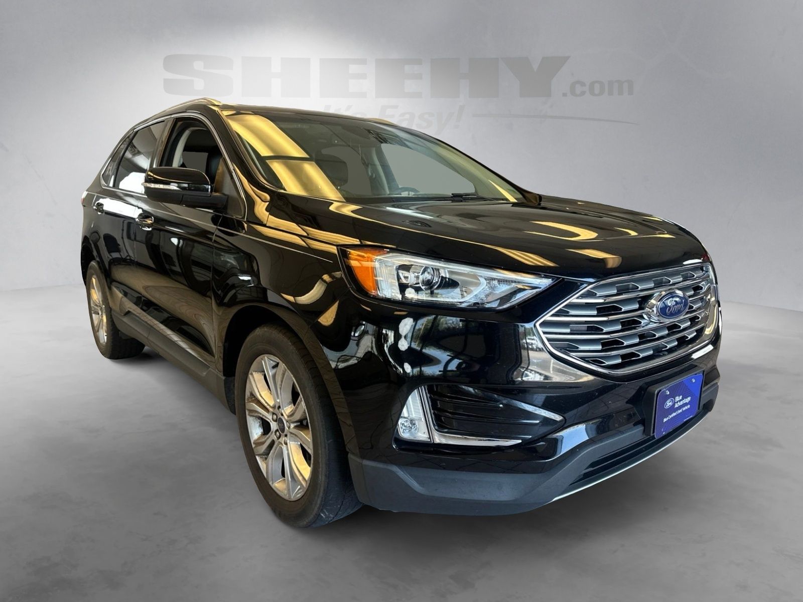 Certified Used 2019 Agate Black Metallic Ford Titanium image 2