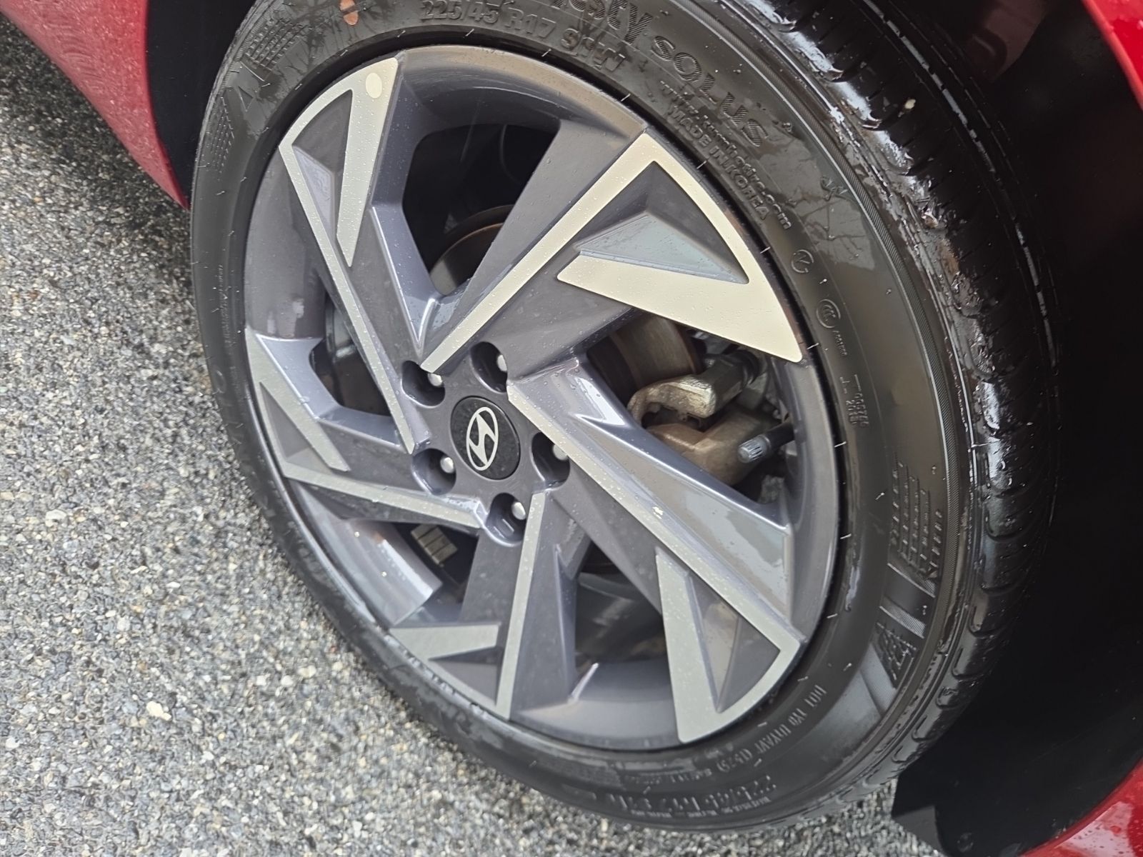 Used 2025 Red Hyundai SEL Sport image 27