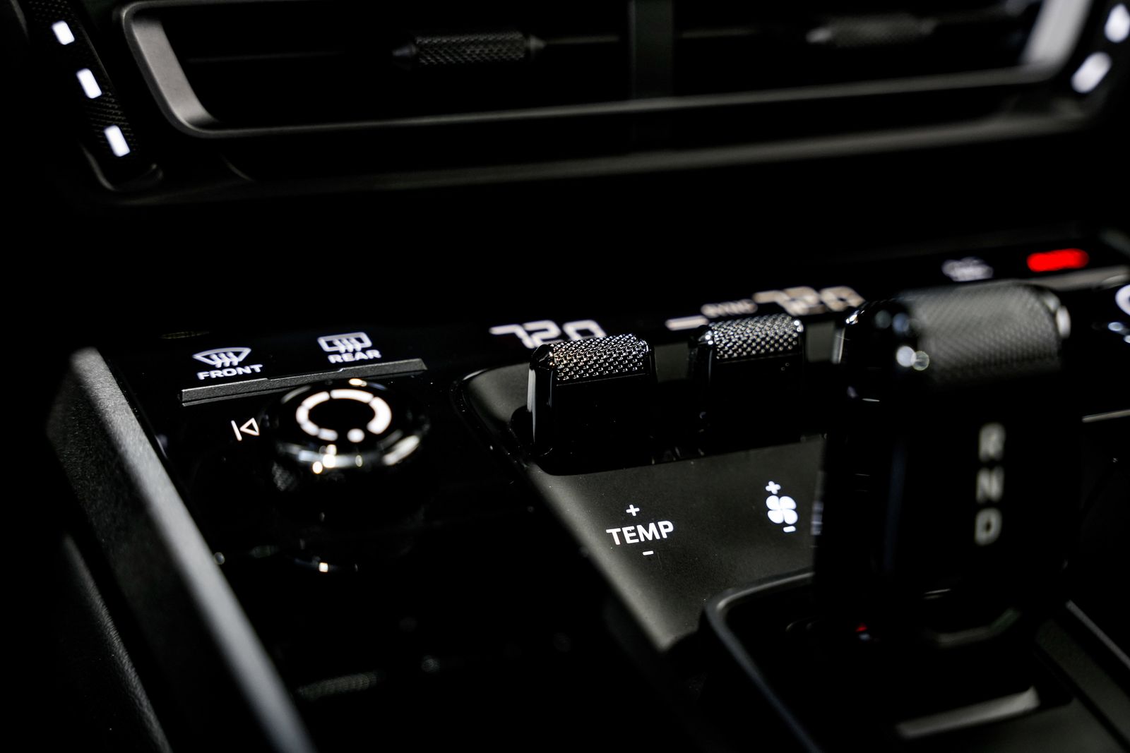 2022 Porsche 911 Carrera 4S — photo 15