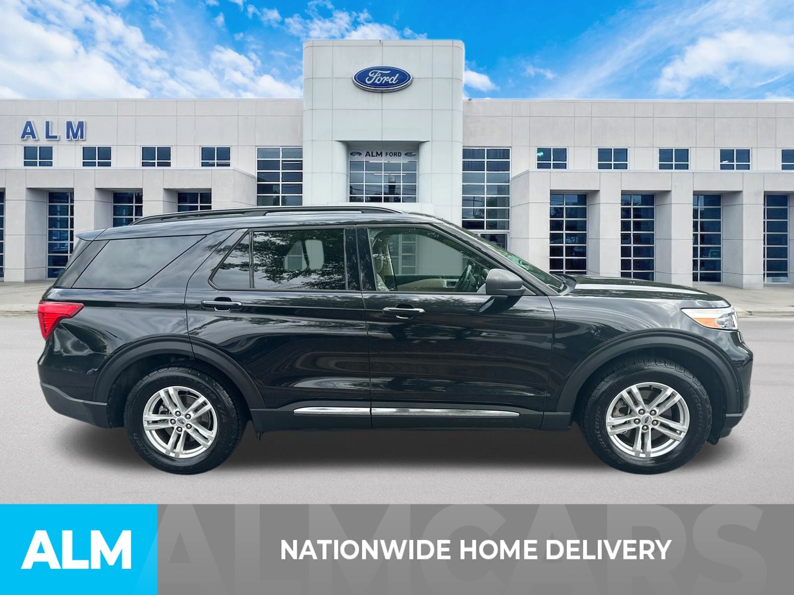 Used 2020 Black Metallic Ford XLT image 4