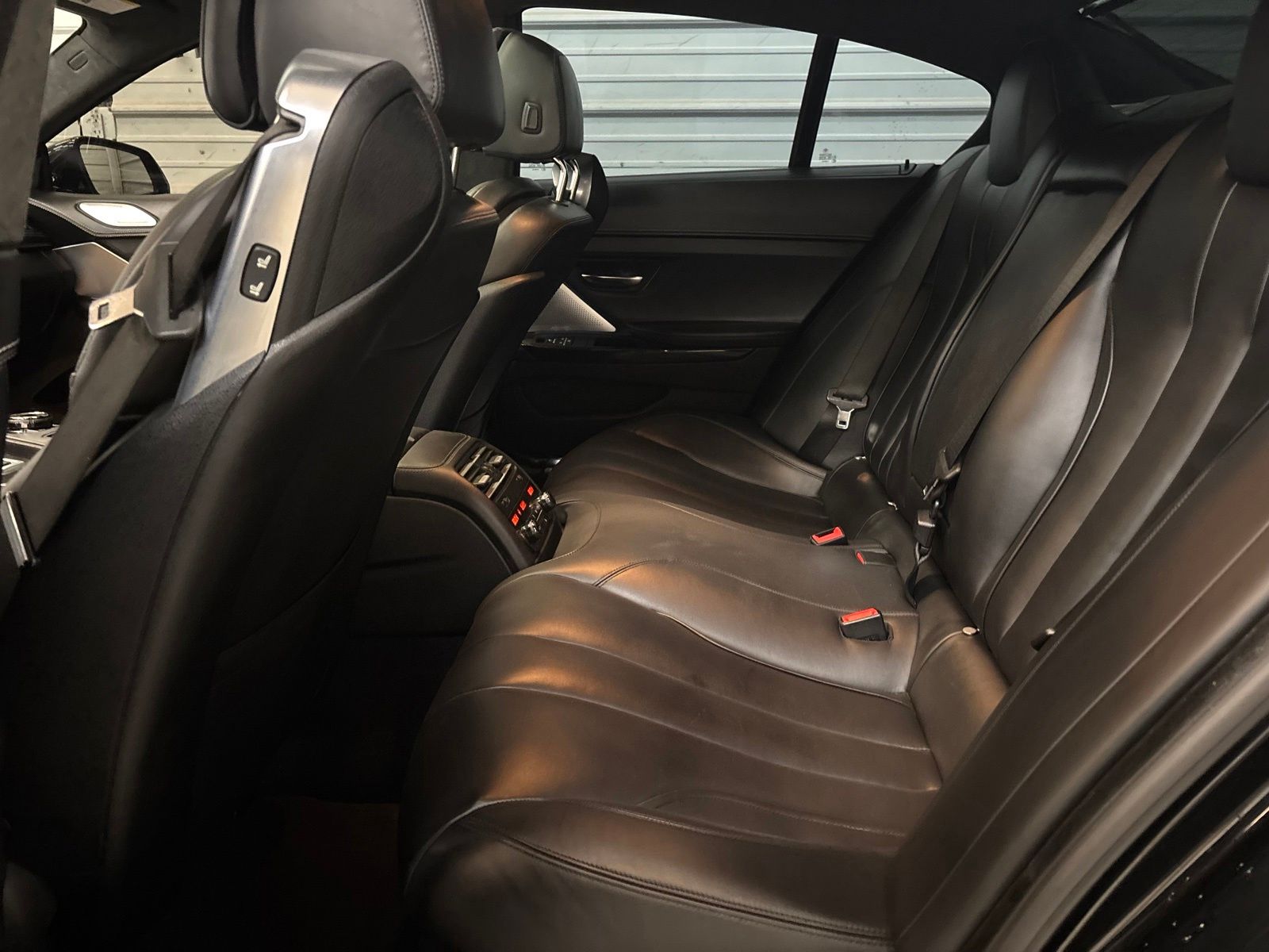 2016 BMW 6 Series 650i - Photo 23