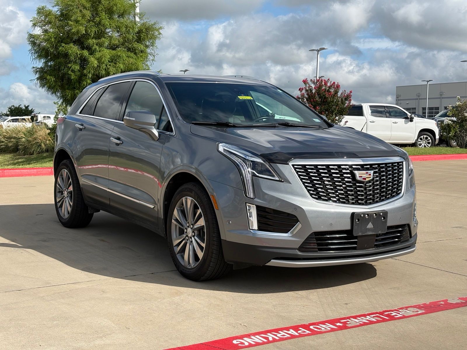 Gray (Satin Steel Metallic) 2022 Cadillac XT5 SUV / Crossover Front-Wheel Drive 9-Speed Automatic