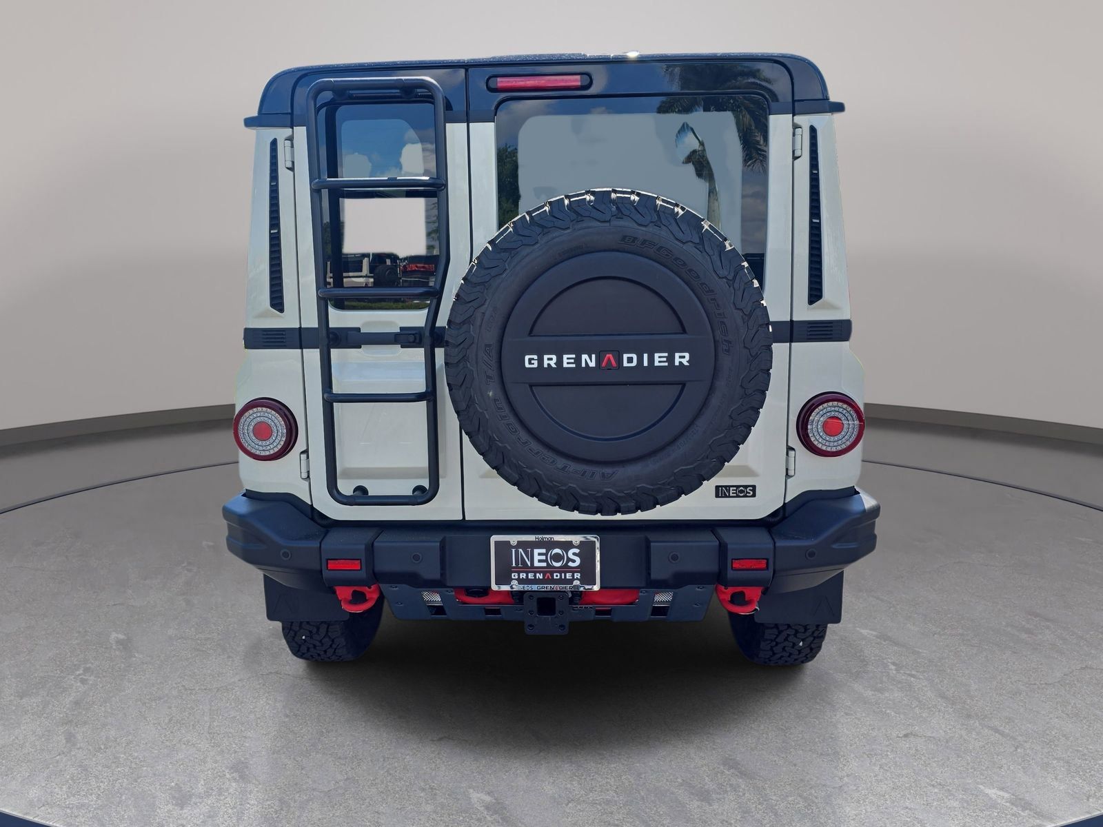 View vehicle photo 6