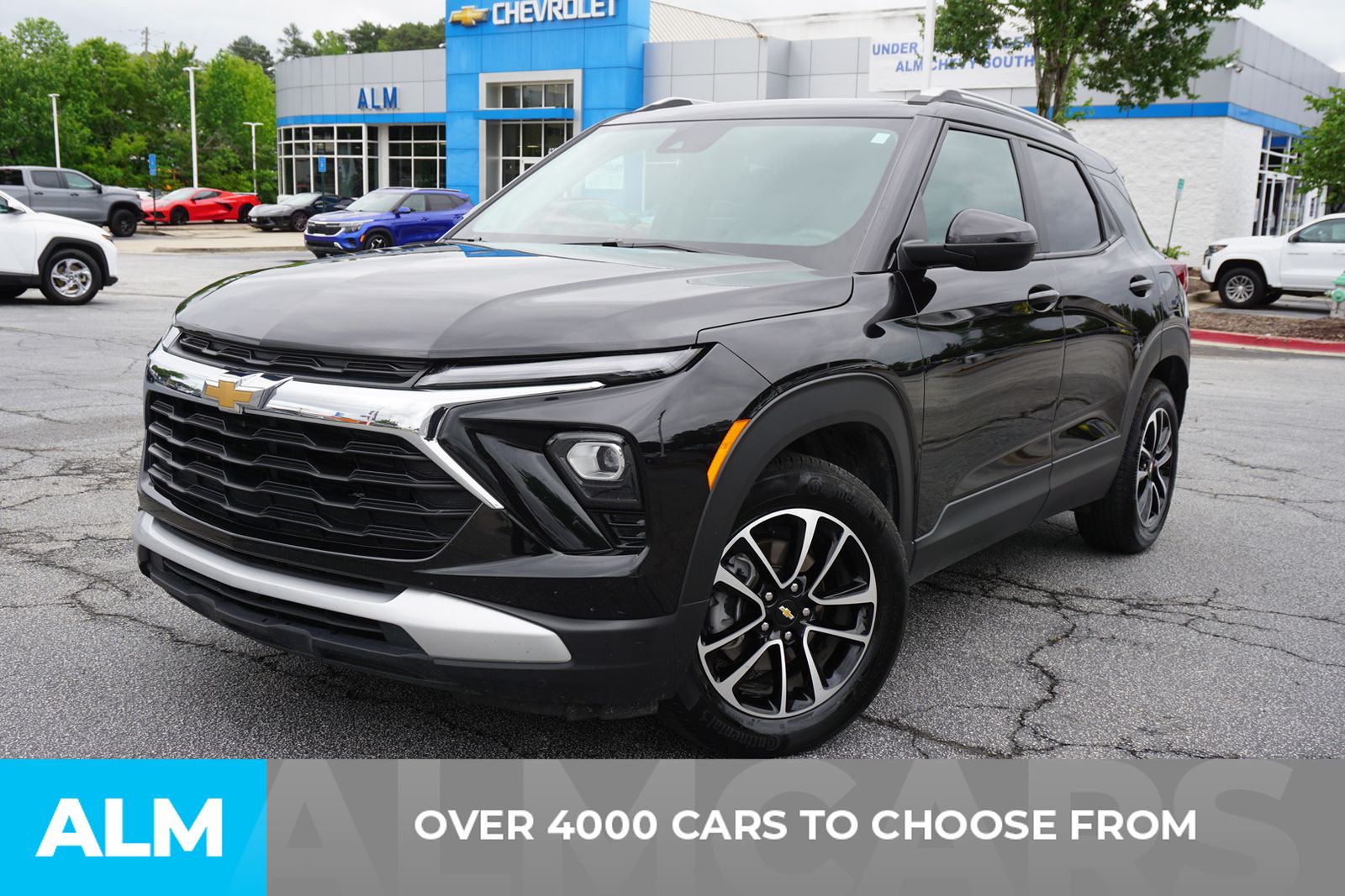 Used 2025 Black Chevrolet LT image 3