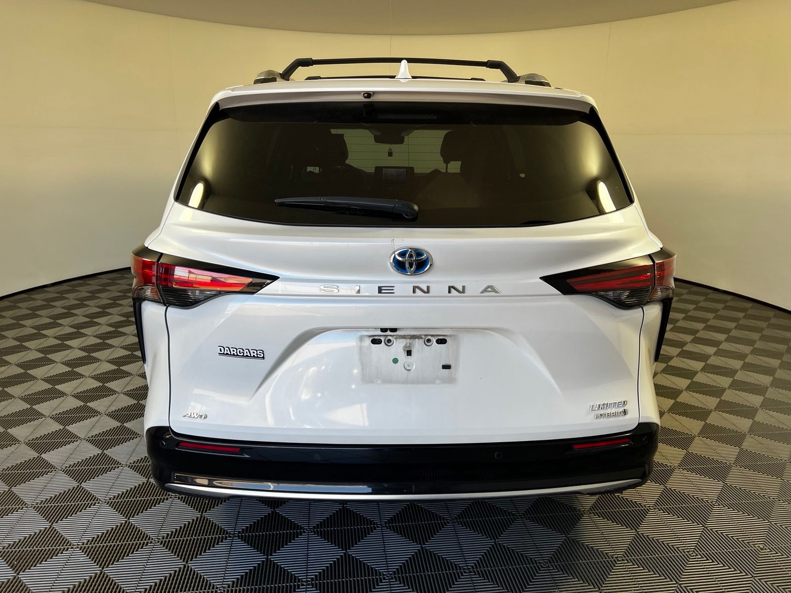 Thumbnail: 2022 Toyota Sienna - 6