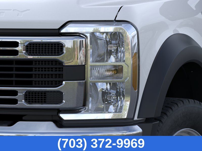 New 2026 White Ford 11' READING SERVICE BODY image 18