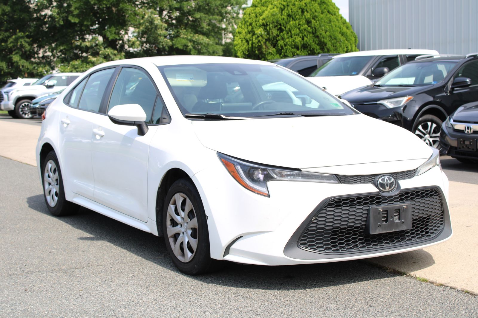 Super White 2021 Toyota Corolla Sedan Front-Wheel Drive Continuously Variable Transmission