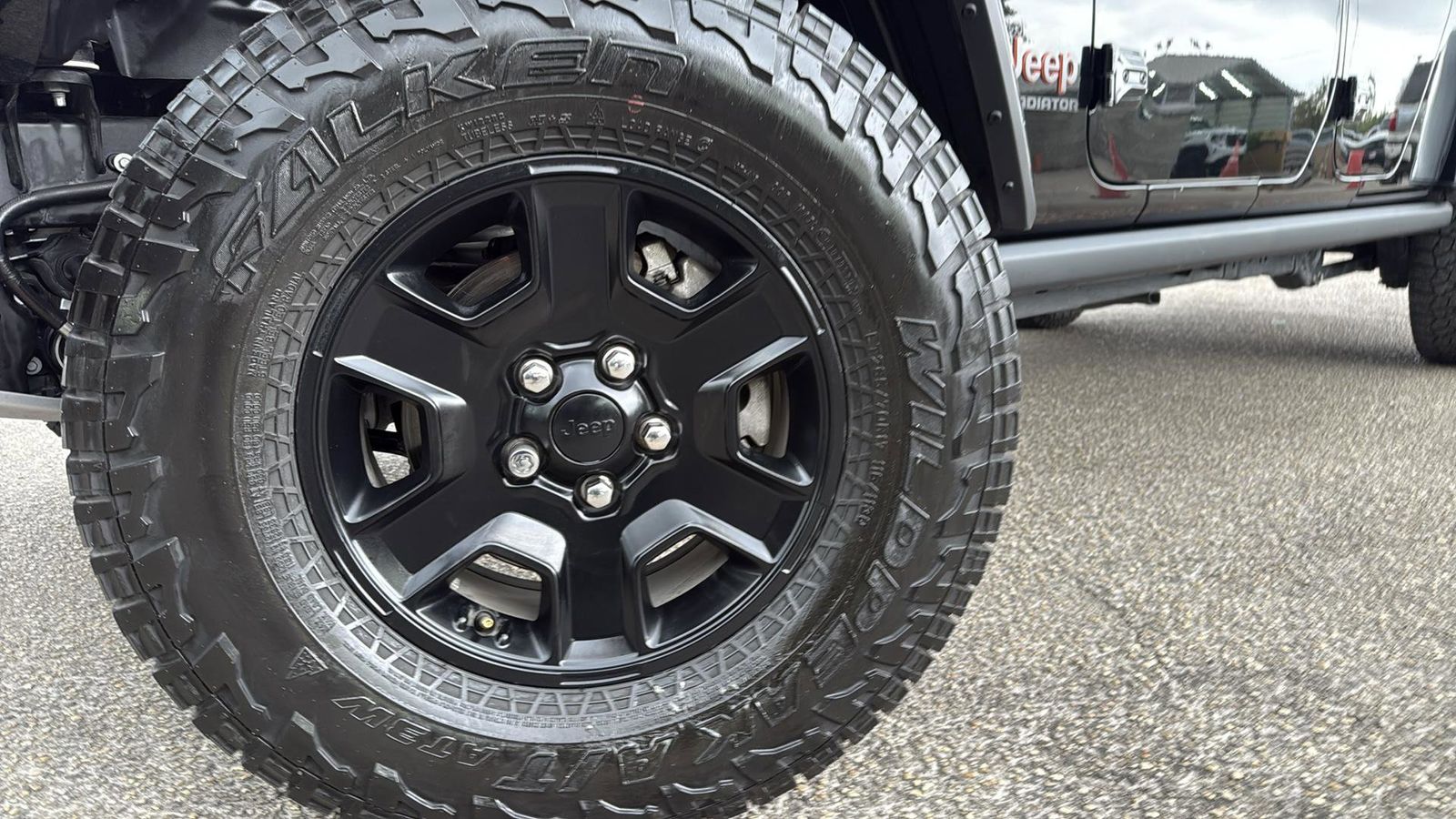 Used Car 2021 Jeep Gladiator  Mojave For Sale Under $40,000 In Austin, Texas