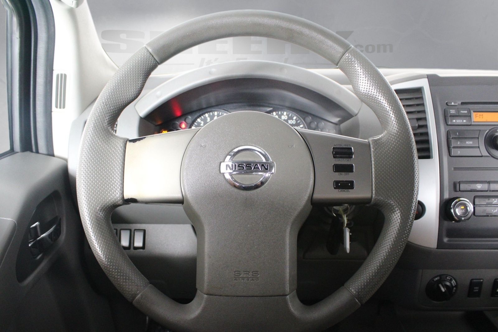 Used 2010 Black Nissan SE image 3