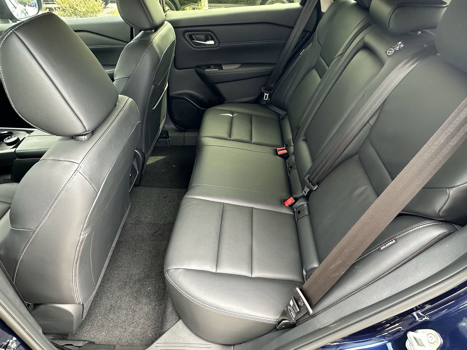 2025 Nissan Rogue SL photo 19