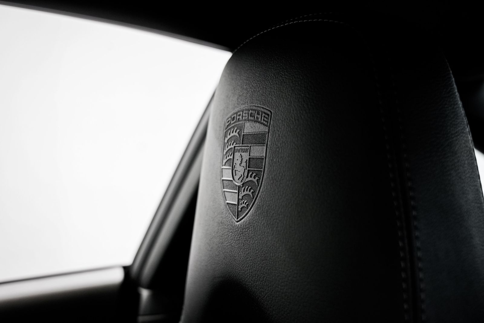 2011 Porsche 911 Carrera S — photo 16