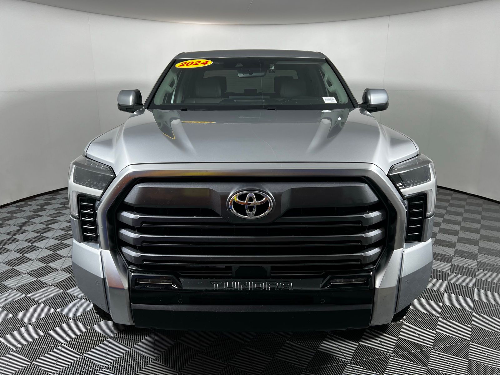 Thumbnail: 2024 Toyota Tundra - 2