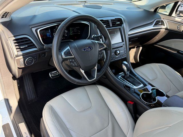 Used 2016 Oxford White Ford Titanium image 36