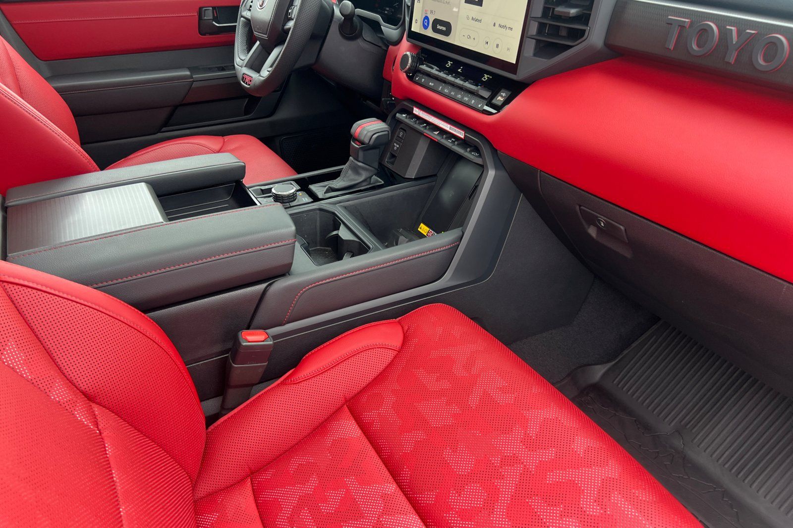 2025 Toyota Tundra TRD Pro - Photo 17