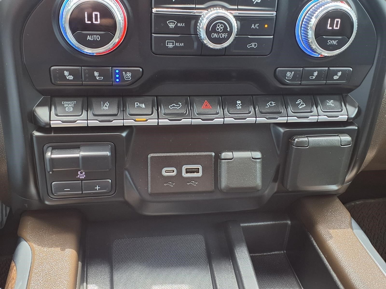 2023 GMC Sierra 2500HD Denali Black at EAG Ford Navasota