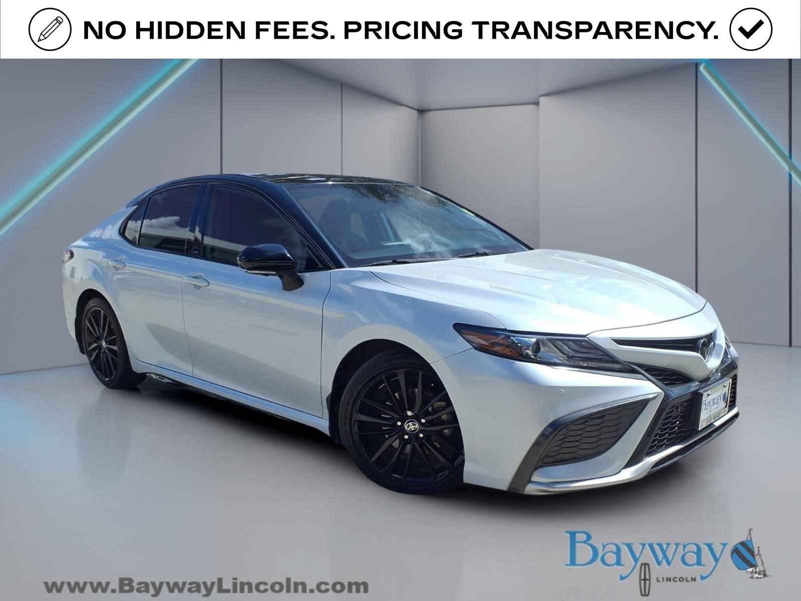 Midnight Black Metallic 2021 Toyota Camry Sedan Front-Wheel Drive 8-Speed Automatic