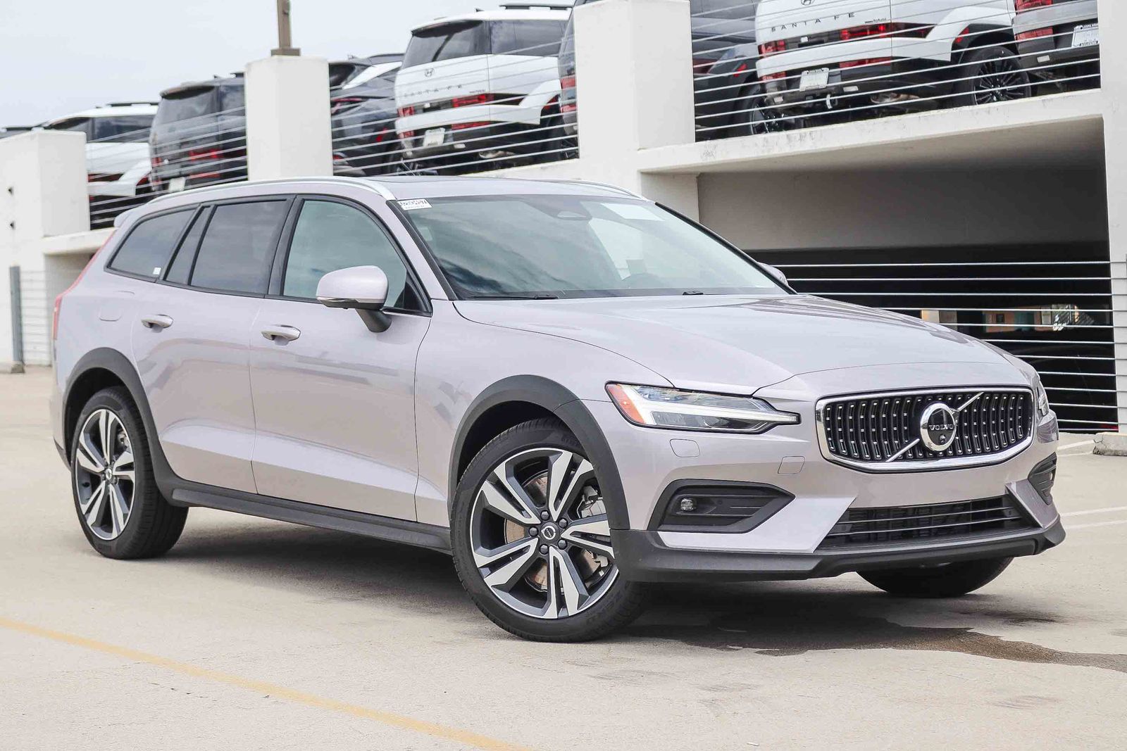 2026 Volvo V60 Cross Country B5 Plus
