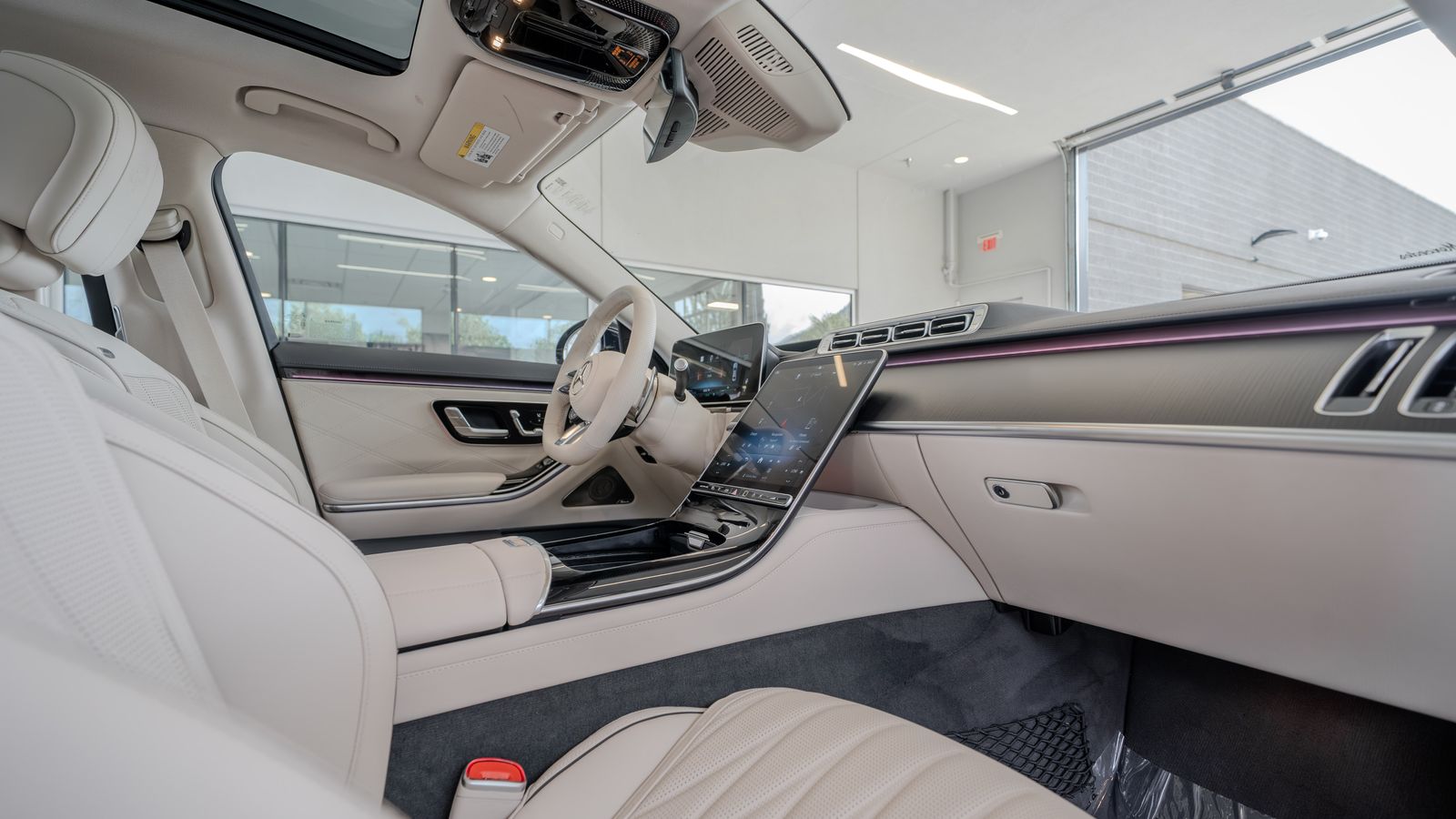 2025 Mercedes-Benz S-Class S 63 - Photo 17