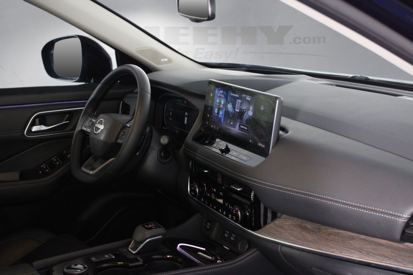 Used 2026 Blue Nissan Platinum image 3