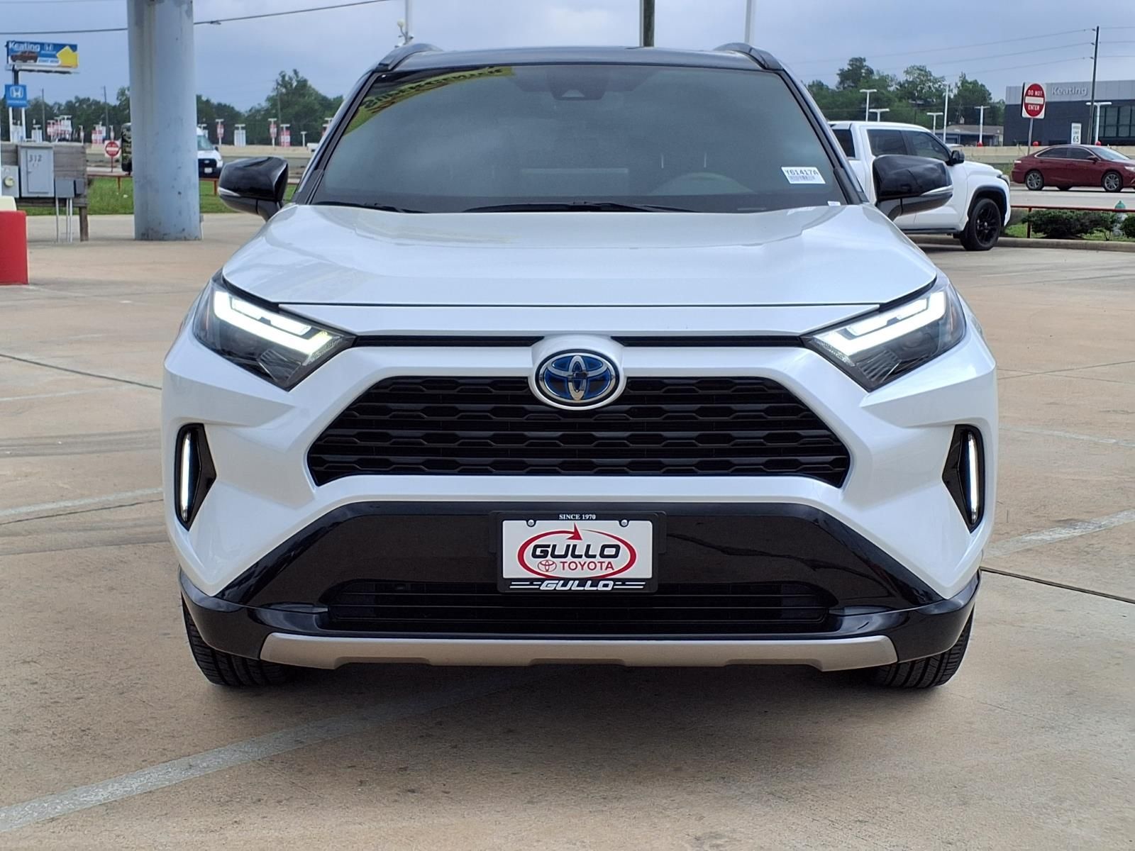 2023 Toyota RAV4 Hybrid XSE Beige at North Houston Mitsubishi