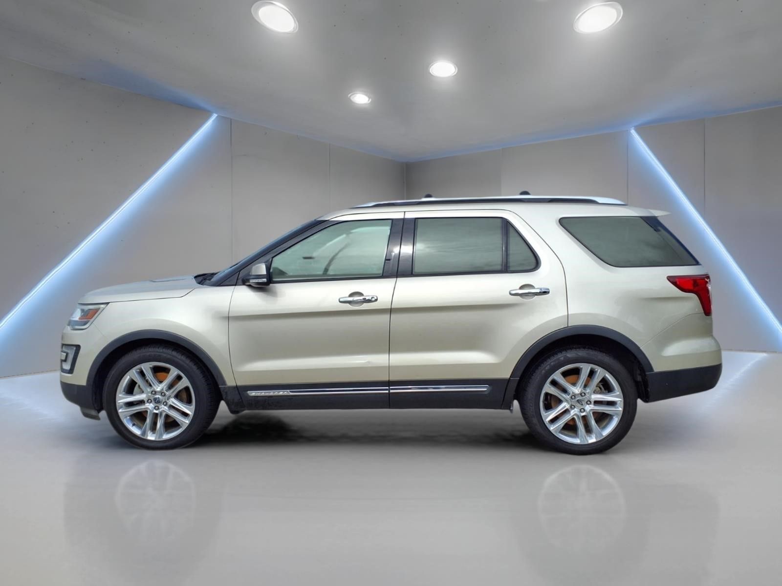 2017 Ford Explorer Limited Gold at Bayway Cadillac of The Woodlands