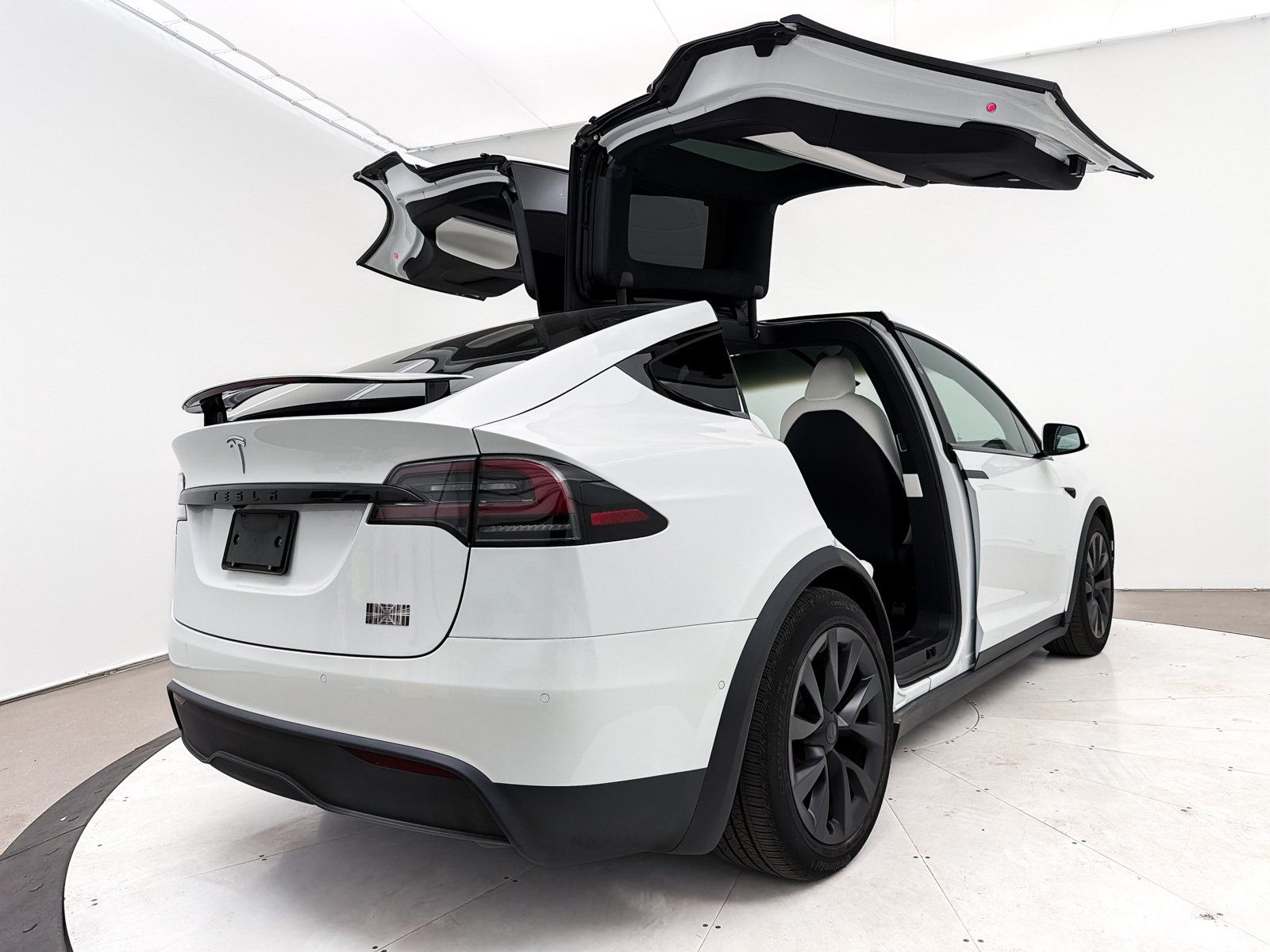 Used 2022 Tesla Model X Plaid with VIN 7SAXCBE61NF341370 for sale in Scottsdale, AZ
