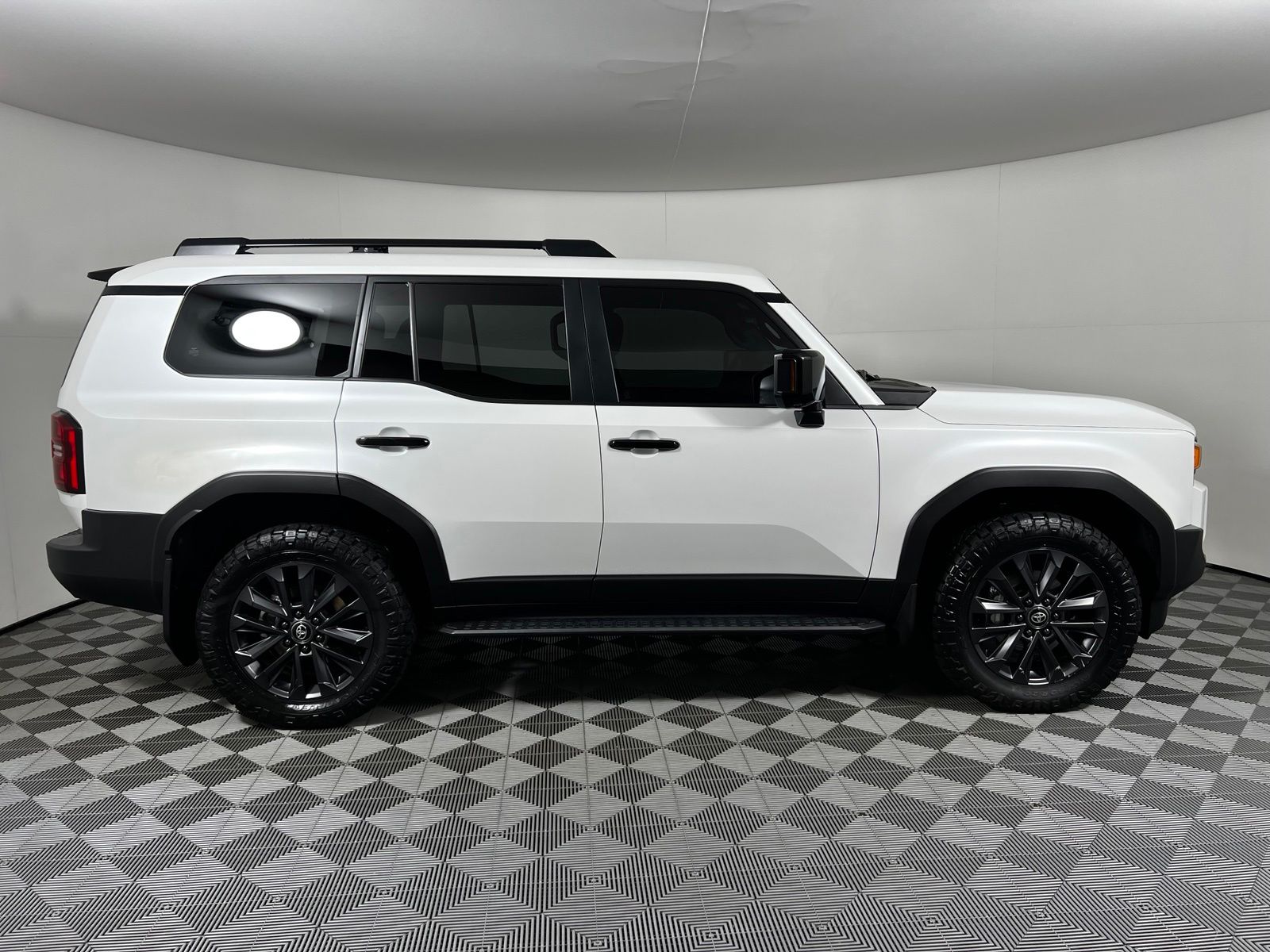 Thumbnail: 2025 Toyota Land Cruiser - 4