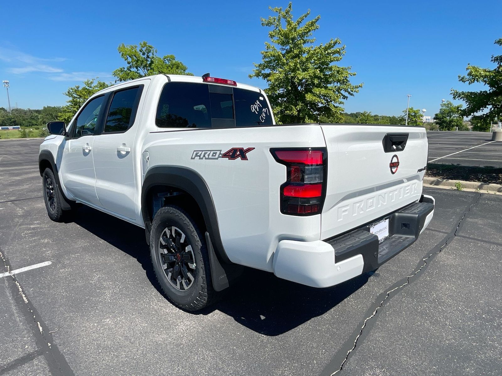 2024 Nissan Frontier PRO-4X 32