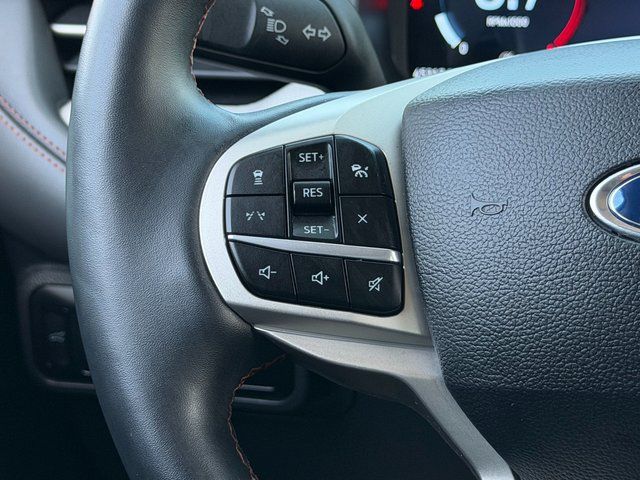 Certified Used 2025 Carbonized Gray Metallic Ford Active image 21
