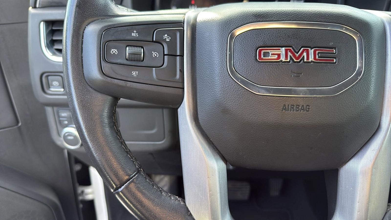 Used Car 2023 Gmc Yukon Xl  Slt For Sale Under $50,000 In Austin, Texas