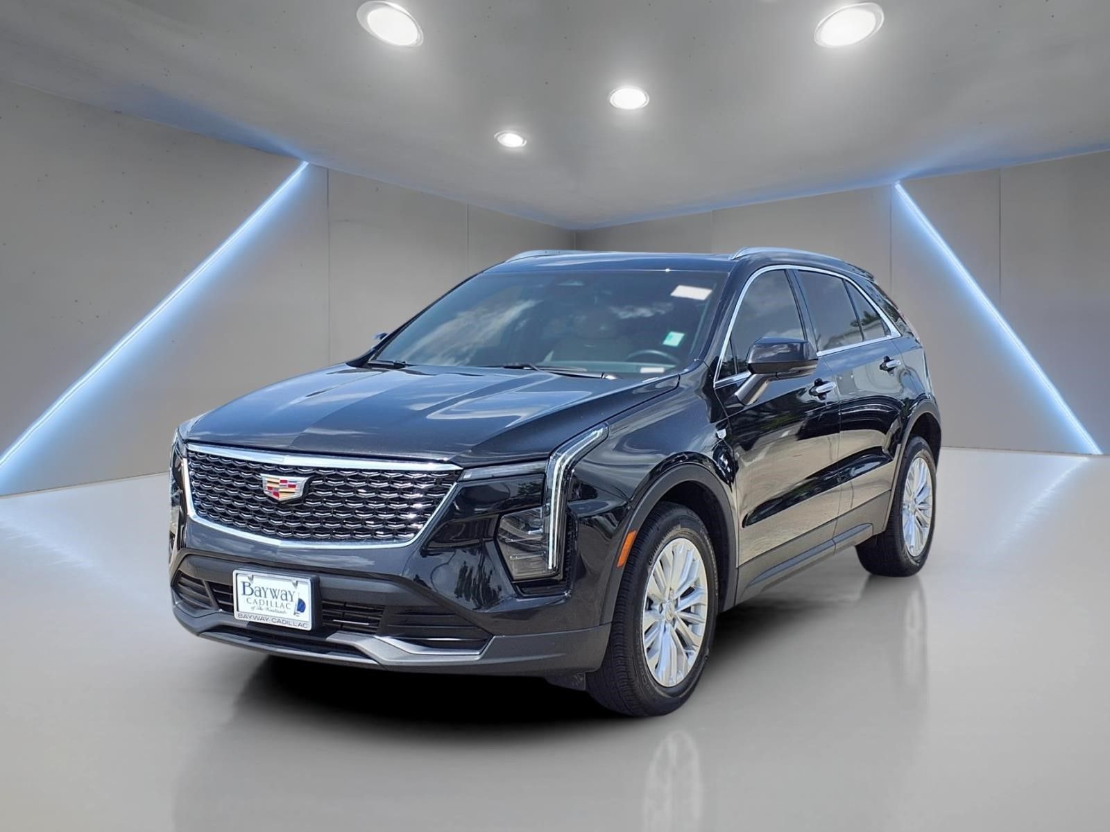 2024 Cadillac XT4 Luxury Black at AutoSavvy Houston Northwest